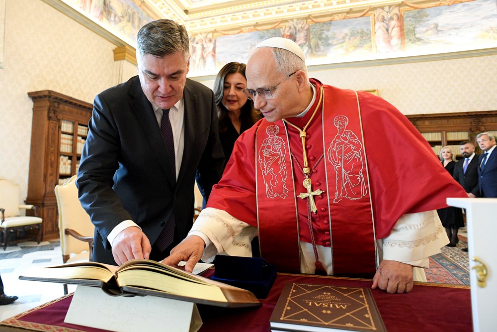 (Vatican Media, Ured predsjednika Republike Hrvatske / Ana Marija Katić)