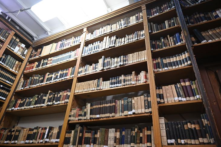 (Sveučilišna knjižnica Pula)