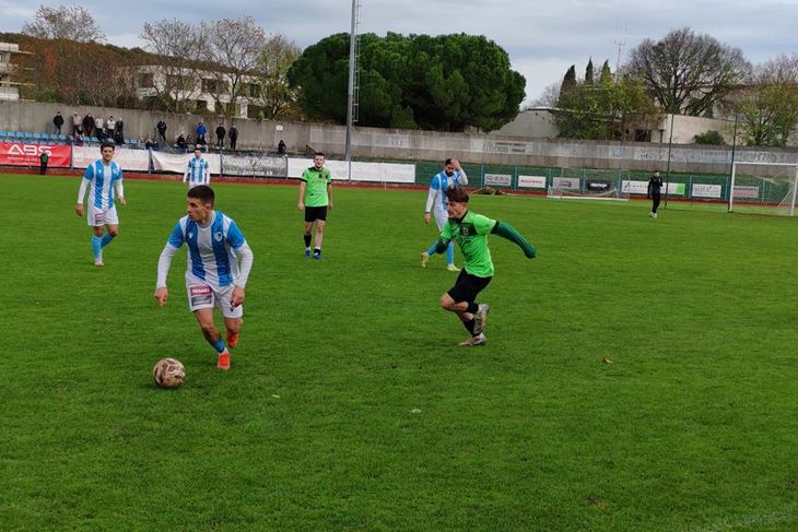 Nerlovića prati Salihović (Snimio Branko Biočić)