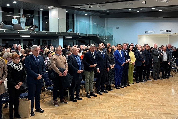 (Snimila Mateja Sponza)