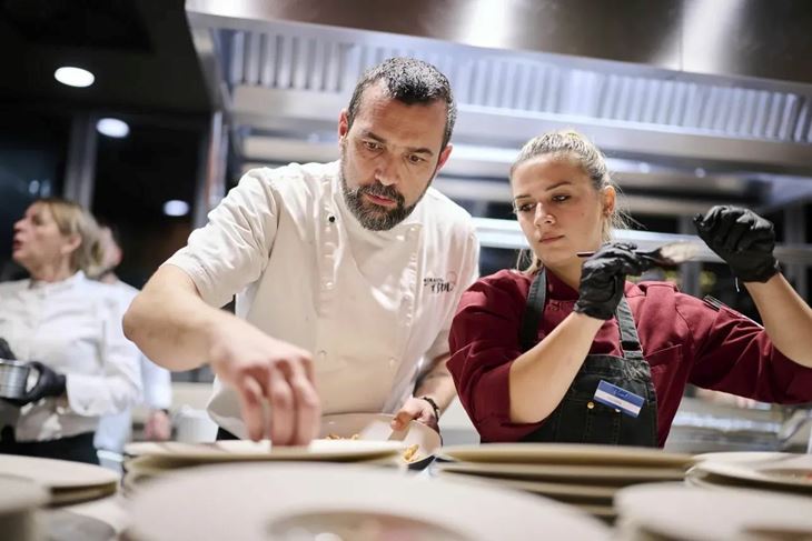 David Skoko sa suradnicom (Snimio Merlo De Graia)