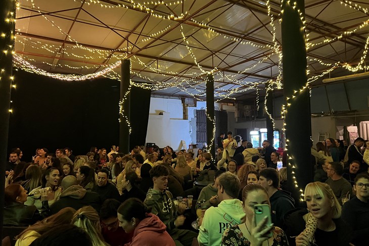 Kviz u La Resistance (Snimila Doria Mohorović)