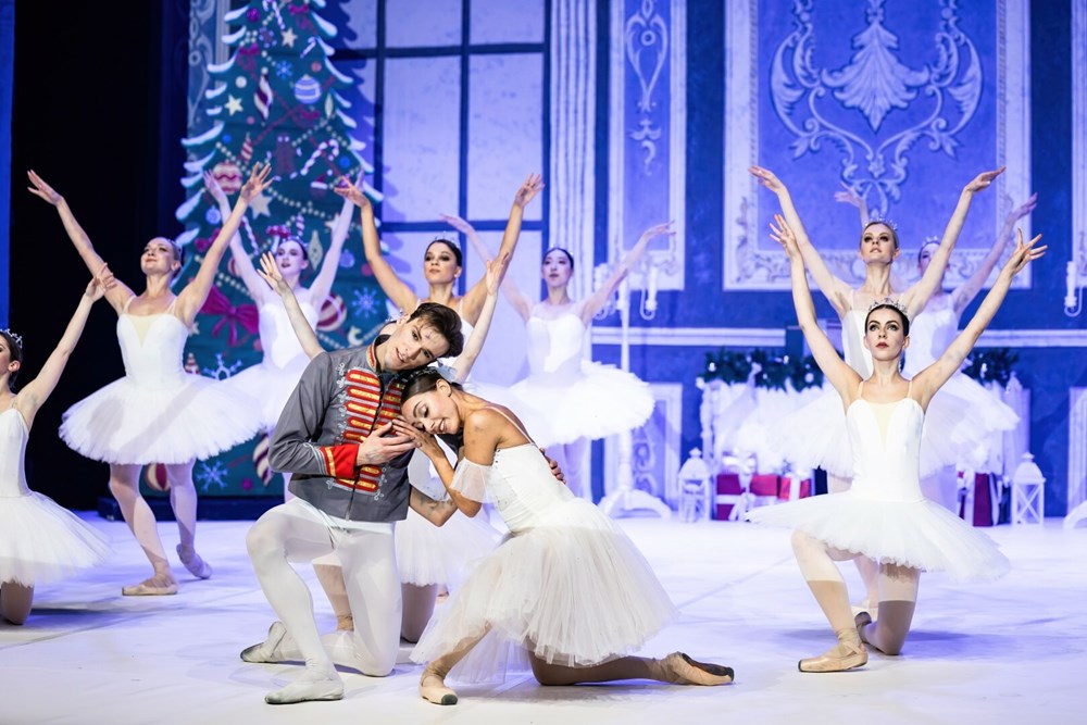 (Snimila Darja Stravs Tisu)