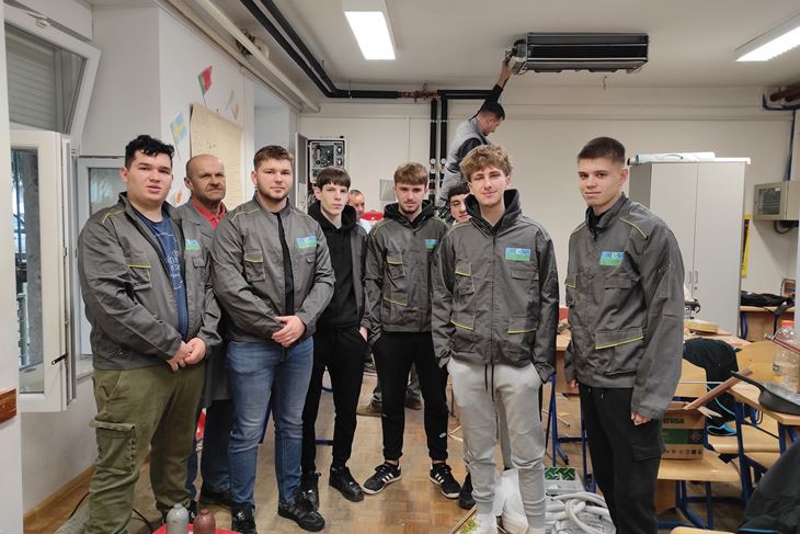 Učenici SŠ Mate Blažine u Labinu (IRENA)