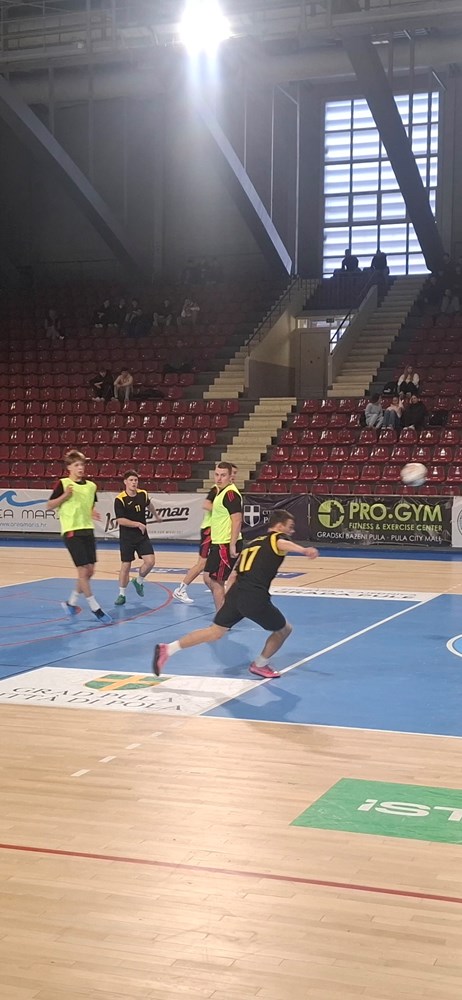 (Futsal Srednje &scaron;kole)