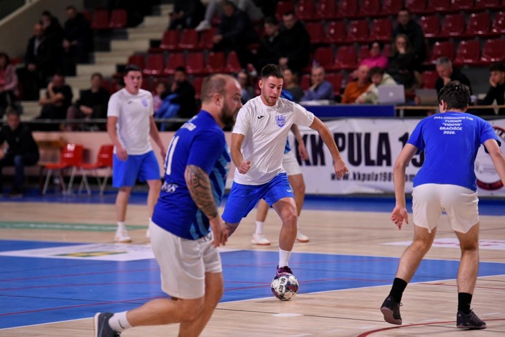 (Futsal Istra Pula)
