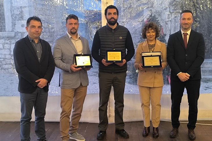 Nagrađeni vinari (Snimio Zvonimir Guzić)