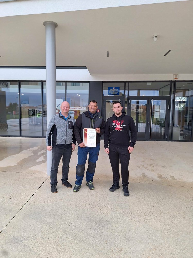 (Gospodarska &scaron;kola Buje)