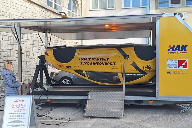 (Gospodarska škola Buje)