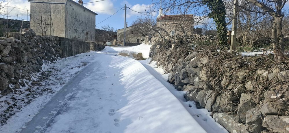 (Do Grmova &ndash; te&scaron;ko / Foto TOMISLAV BALENOVIĆ)