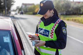 (Snimio Mate Komina)