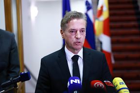 (BORUT ŽIVULOVIĆ/F.A. BOBO)