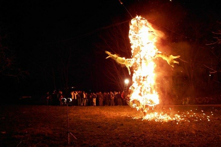 Paljenje pusta - netko mora biti kriv za sve loše u godini