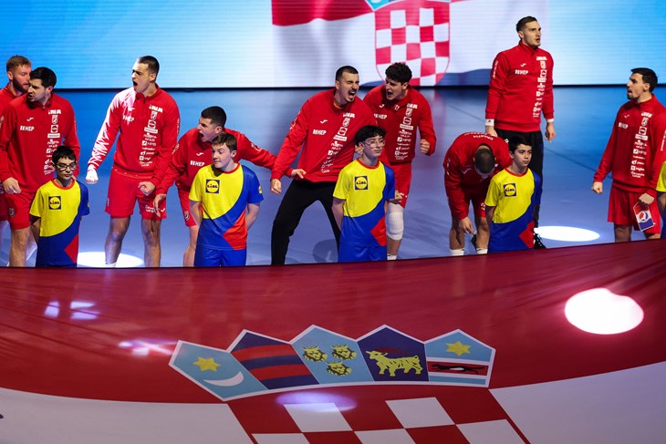 (Jozo Cabraja / kolektiff)