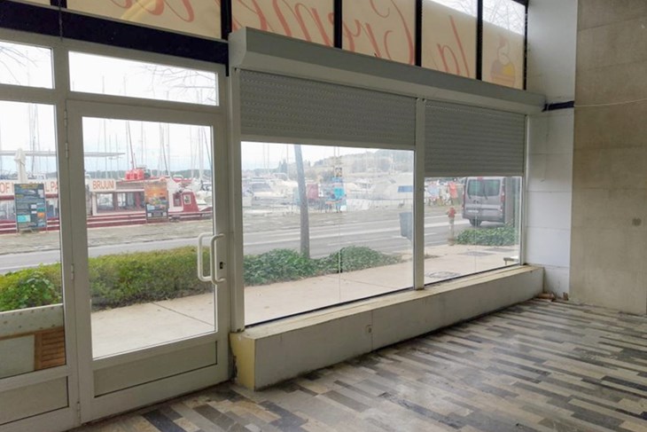 (Državne nekretnine)