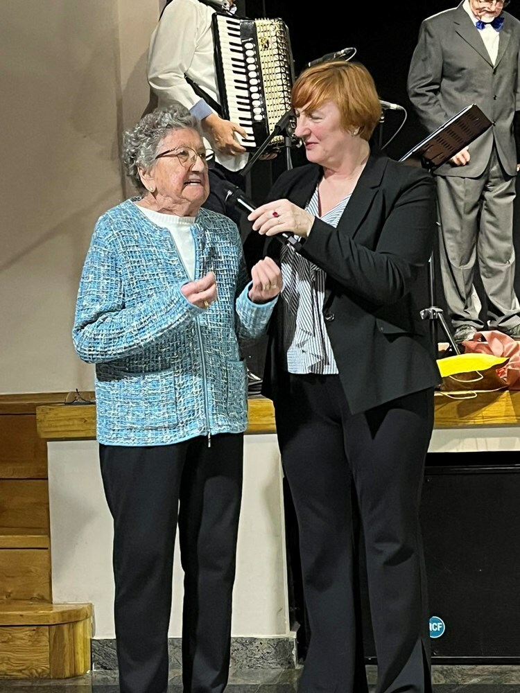 Agneza Vale i Dorina Tikvicki u Zajednici Talijana (Snimila Martina Rojnić)