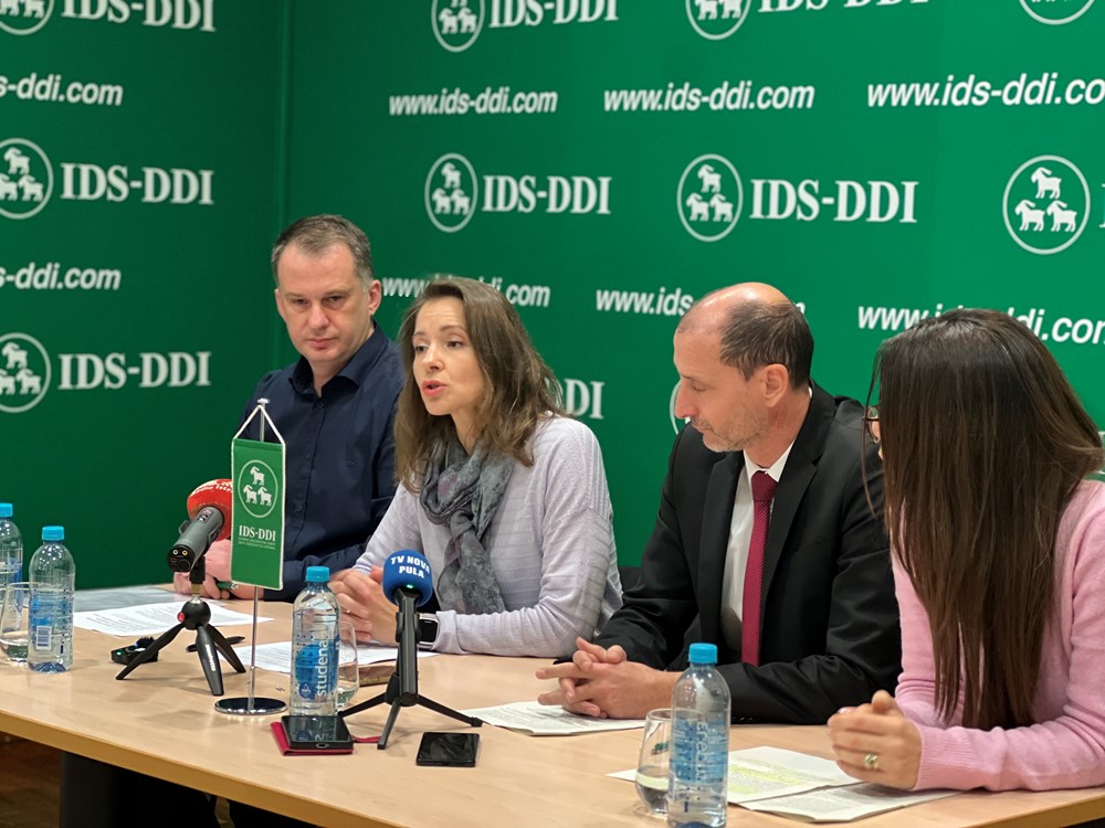 (Snimila Doria Mohorović)