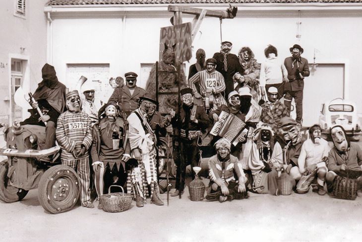 Seljanske maškare 1965. godine (Snimila Otavia Ružić)