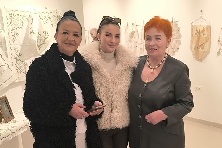 Autorica s kćerkom i unukom (Snimio Zvonimir Guzić)