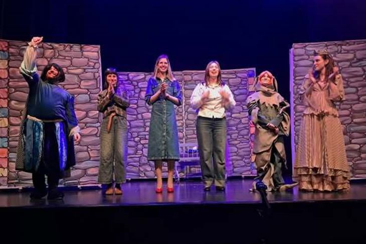 (Foto Teatar Naranča)