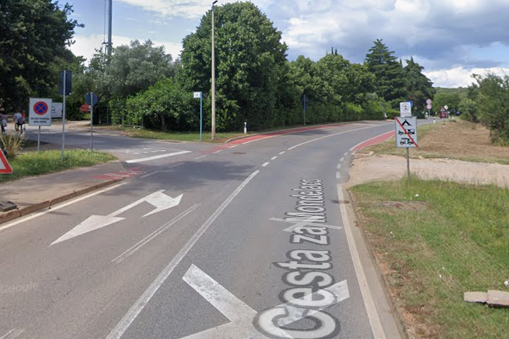 (Google Maps)