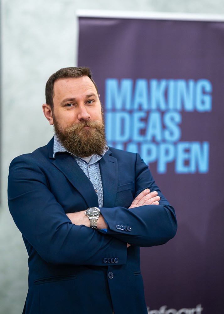 Voditelj projekta Vjekoslav-Leonard Prcic