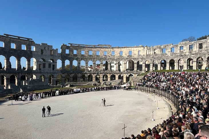 (Snimila Mateja Sponza)