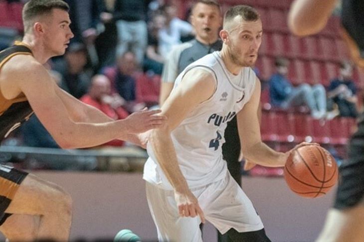 Nikola Milivojević (Pula 1981)