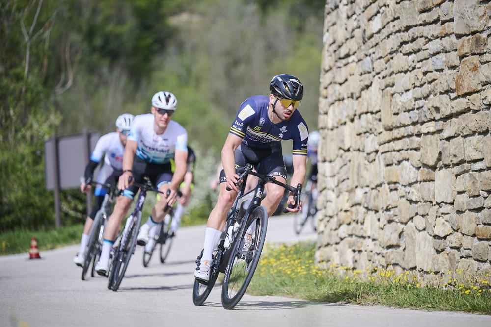 (Snimio Merlo De Graia)