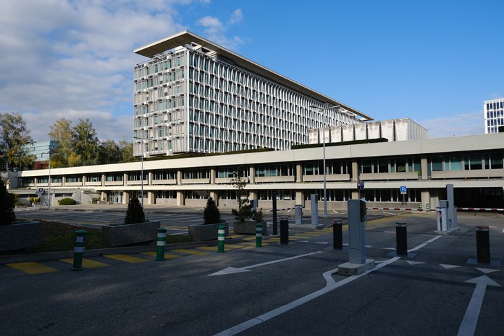 WHO (Guilhem Vellut / Wikimedia Commons)