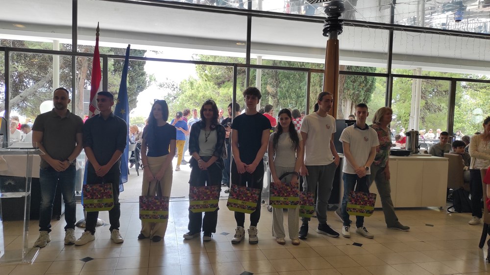 (SMSI Dante Alighieri)