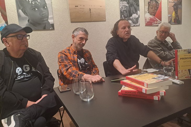 Fric, Stakić, Matić i Janjatović na predstavljanju knjige (Snimio Mladen Radić)