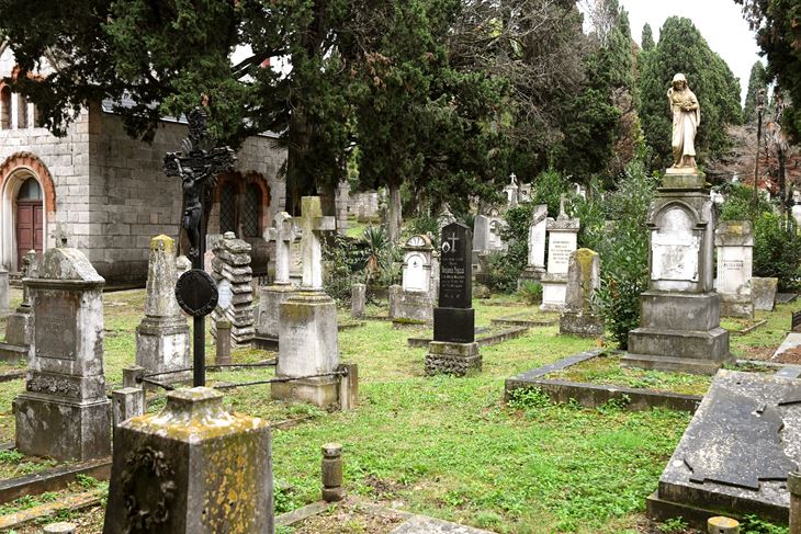 Mornaričko groblje (Snimio Milivoj Mijošek)