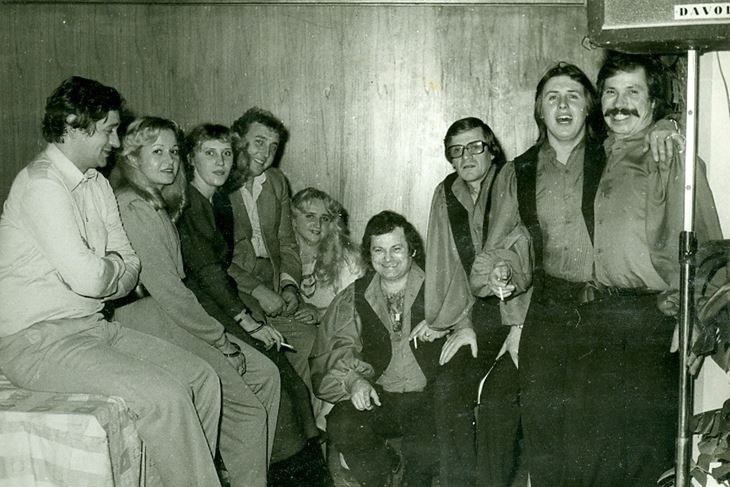 Anelidi su osnovali 1965. u Galižani, a prvi koncert u Vrsaru imali su 1966. godine