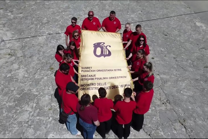 (Brass band Zajednice Talijana Vižinada)