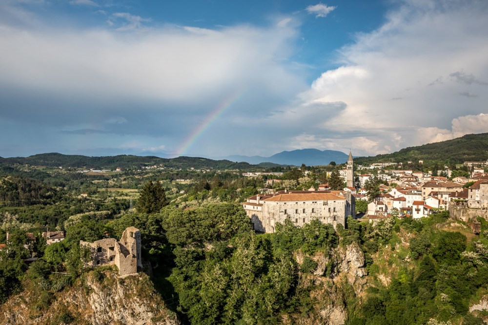 Pazin panorama (TZ sredi&scaron;nje Istre)