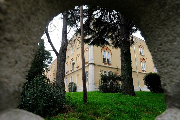 Mornarička bolnica (Snimio Milivoj Mijošek)