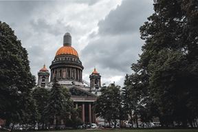Sankt Peterburg (Unsplash)