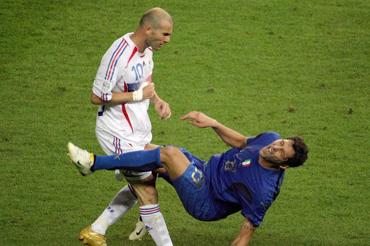 Zinedine Zidane (Photo by JOHN MACDOUGALL / AFP)