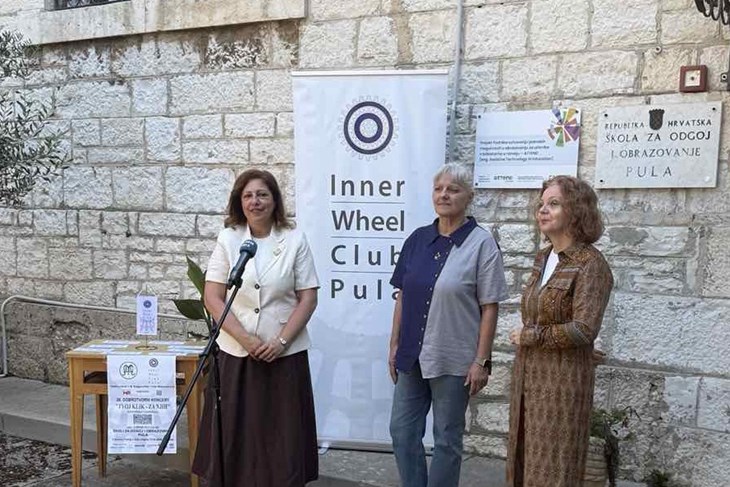 (Inner Wheel klub Pula)