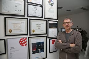 Dean Skira (Press)