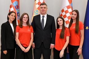 (Ured predsjednika Republike Hrvatske / Tomislav Bušljeta)