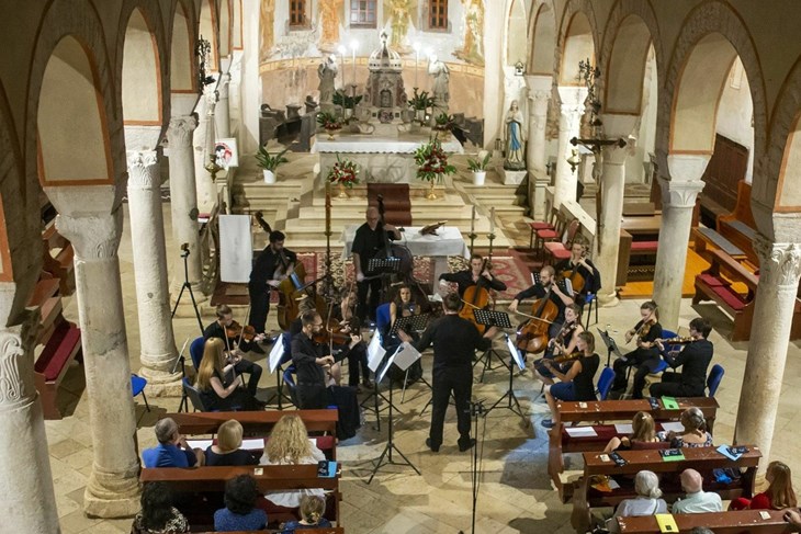 Istarski komorni orkestar (Arhiva Glasa Istre)