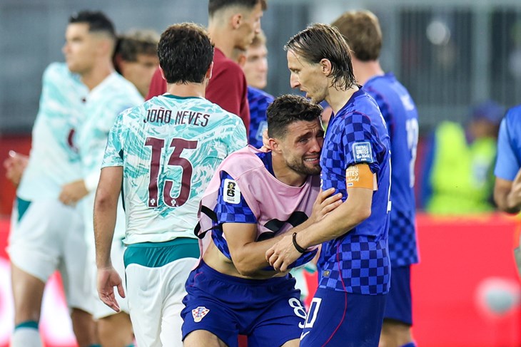 Mateo Kovačić i Luka Modrić (Snimio Sanjin Strukić / Pixsell)