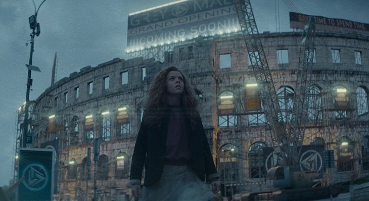 (Constantin Film Distributions)