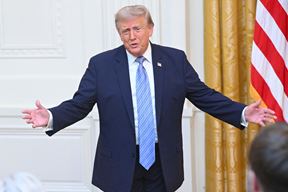 Donald Trump (Photo by SAUL LOEB / POOL / AFP)