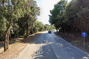 (Google Maps)
