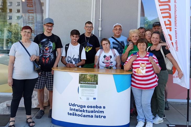 (Udruga osoba s intelektualnim teškoćama Istre)
