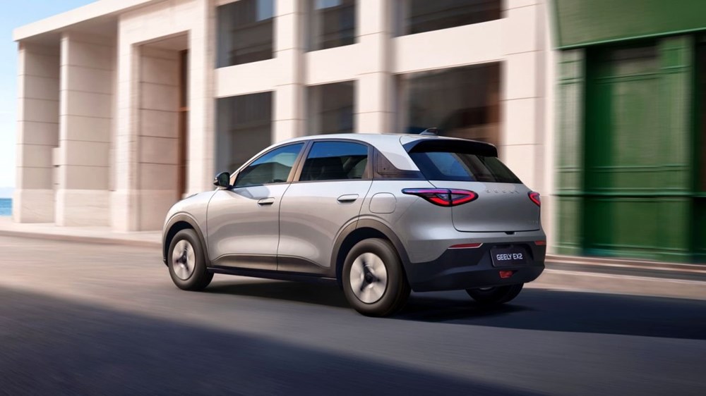 Geely E2 (Foto: X / Motor.es)