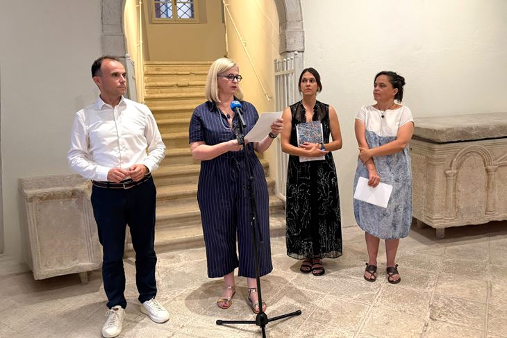 (Zavičajni muzej Poreštine - Museo del territorio parentino)